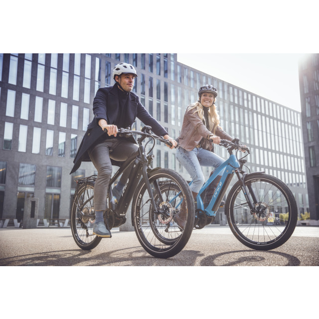 Price City E-Bike Fahrrad e-Xpress Lady Bosch Performance Line 25km/h Silver Blue